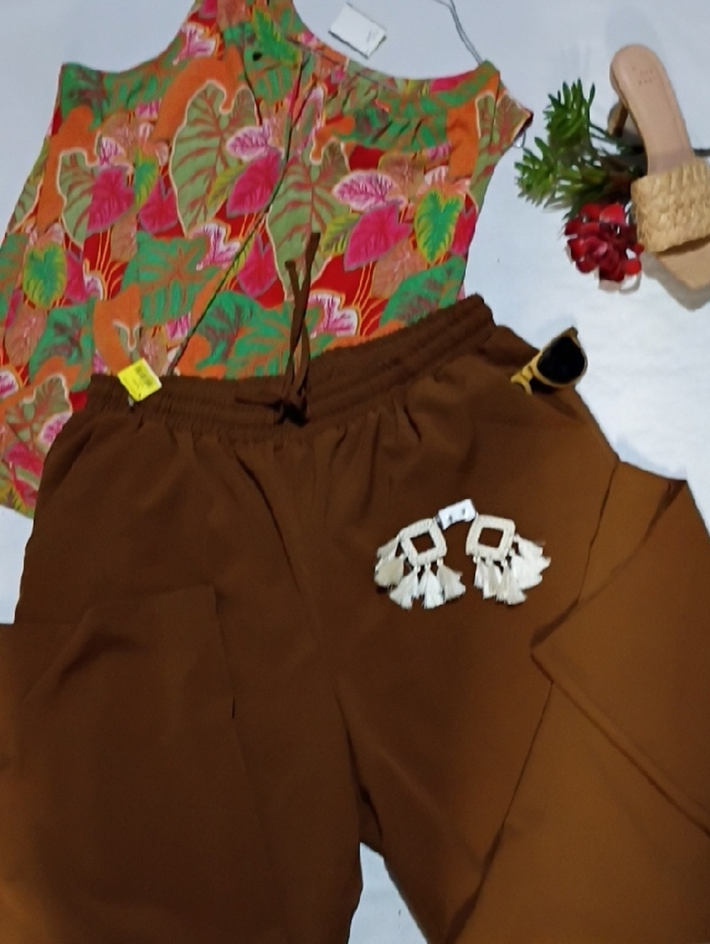 SIZE 2X Wide Leg Pants. Light Pink - Elastic Waist See Other Items In 2x Inside